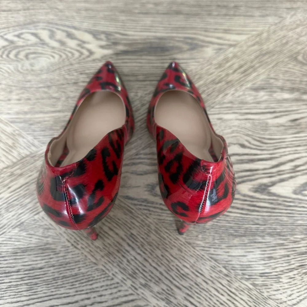 Vince Camuto Leopard Stiletto Patent Treesha Red Black Pointed Toe Size 8.5 M 39